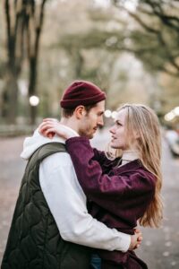 10 Signs You’re Dating Someone Who’s Still Hung Up on Their Ex – and How to Tell for Sure